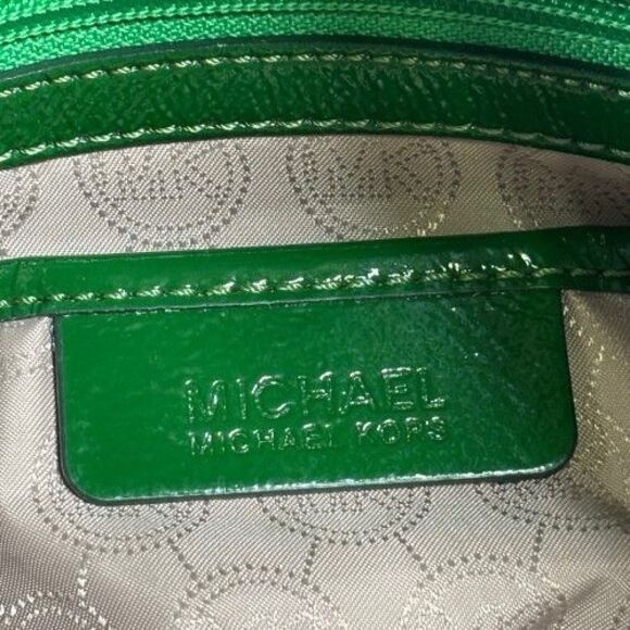 Michael Kors Lillie Purse Kelly Lime Green Gold Hobo Leather Chain Handbag Tote - Picture 10 of 16
